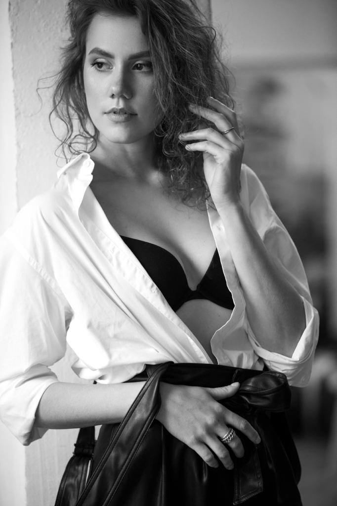 VICTORIA D.