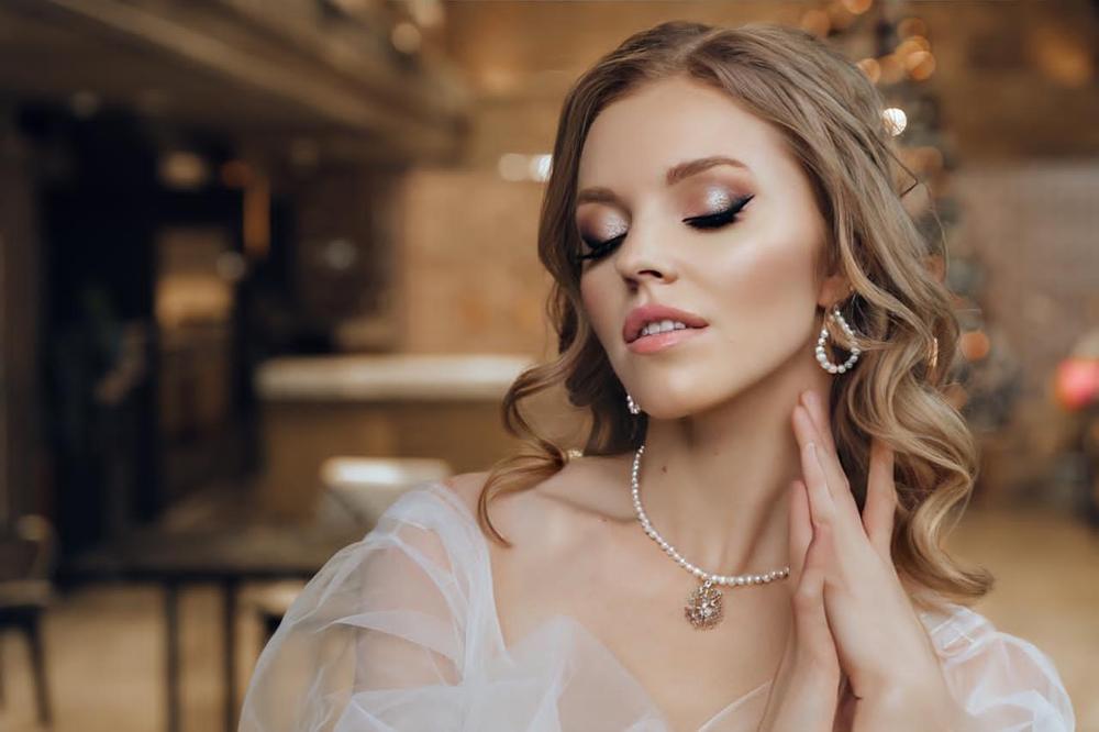 ELIZAVETA F.