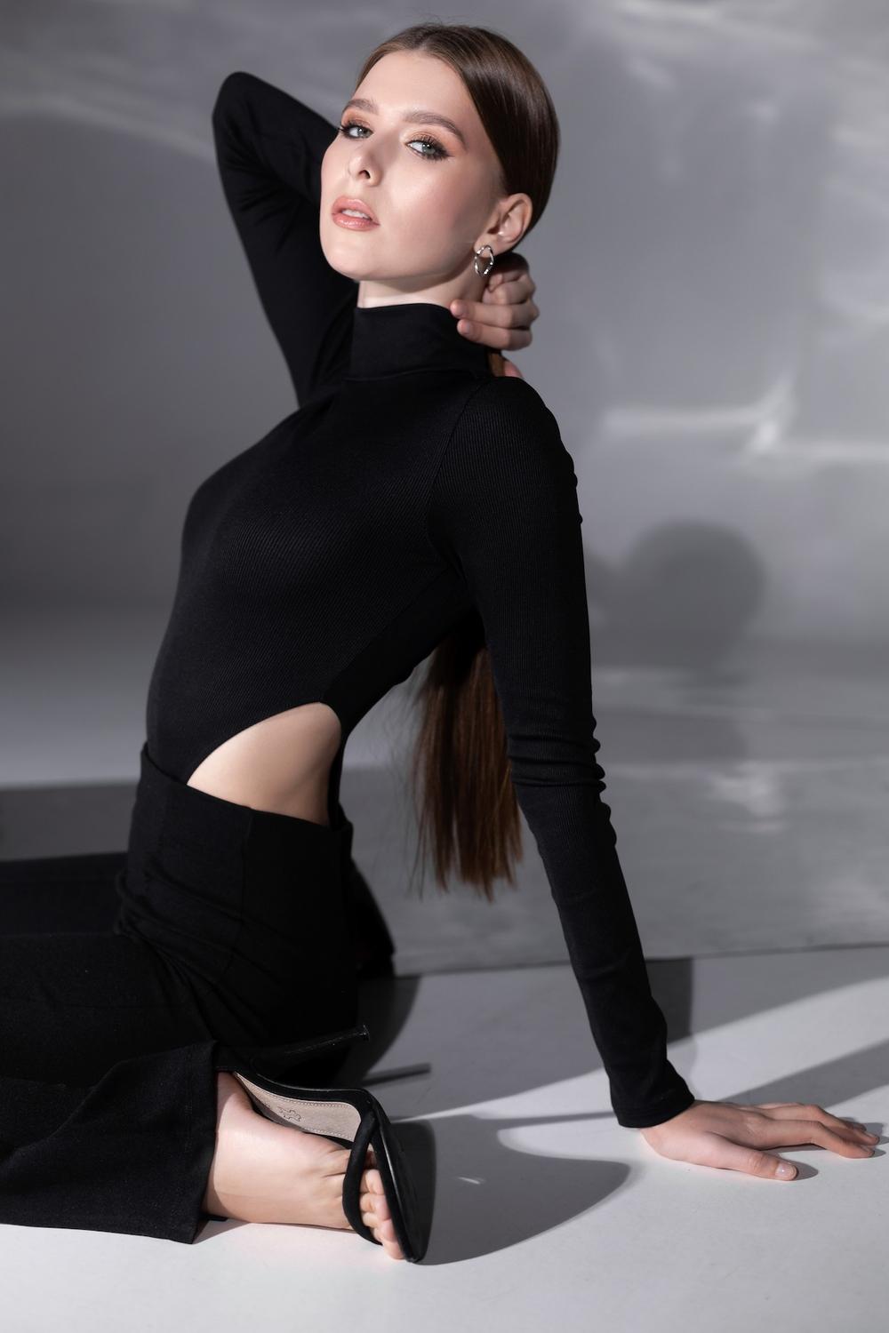 JULIA T