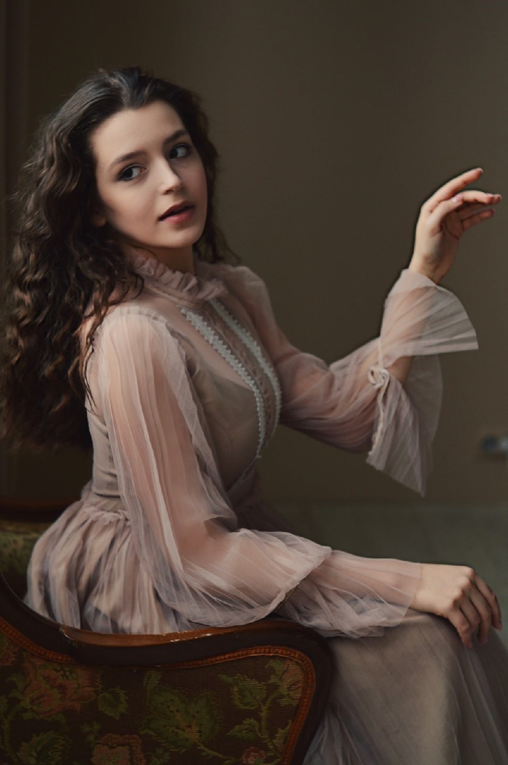  KIRA