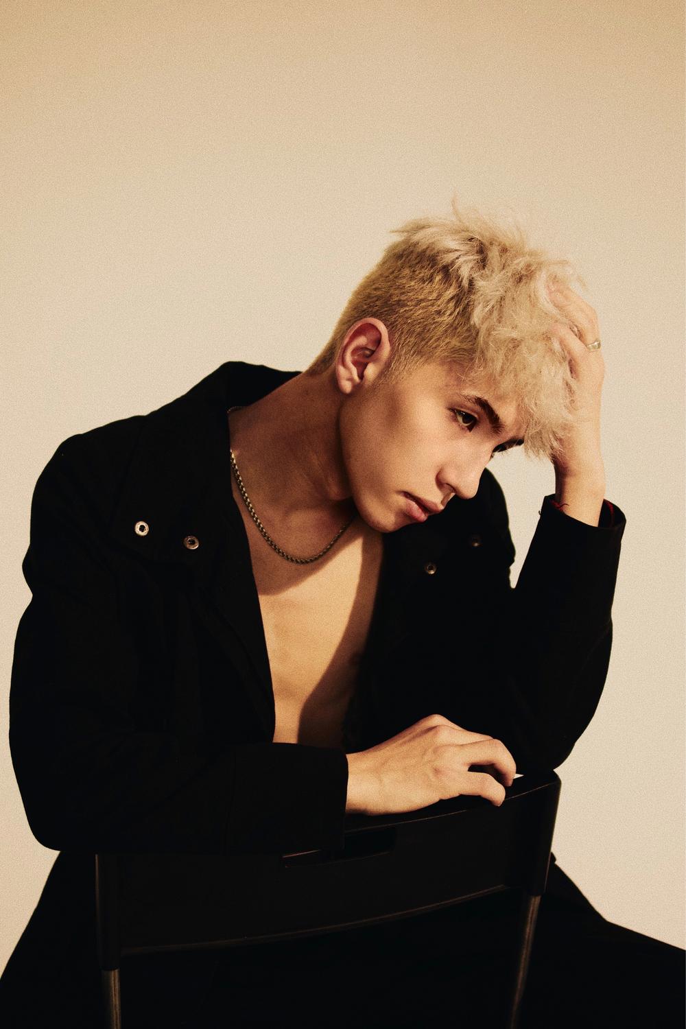 LEV K