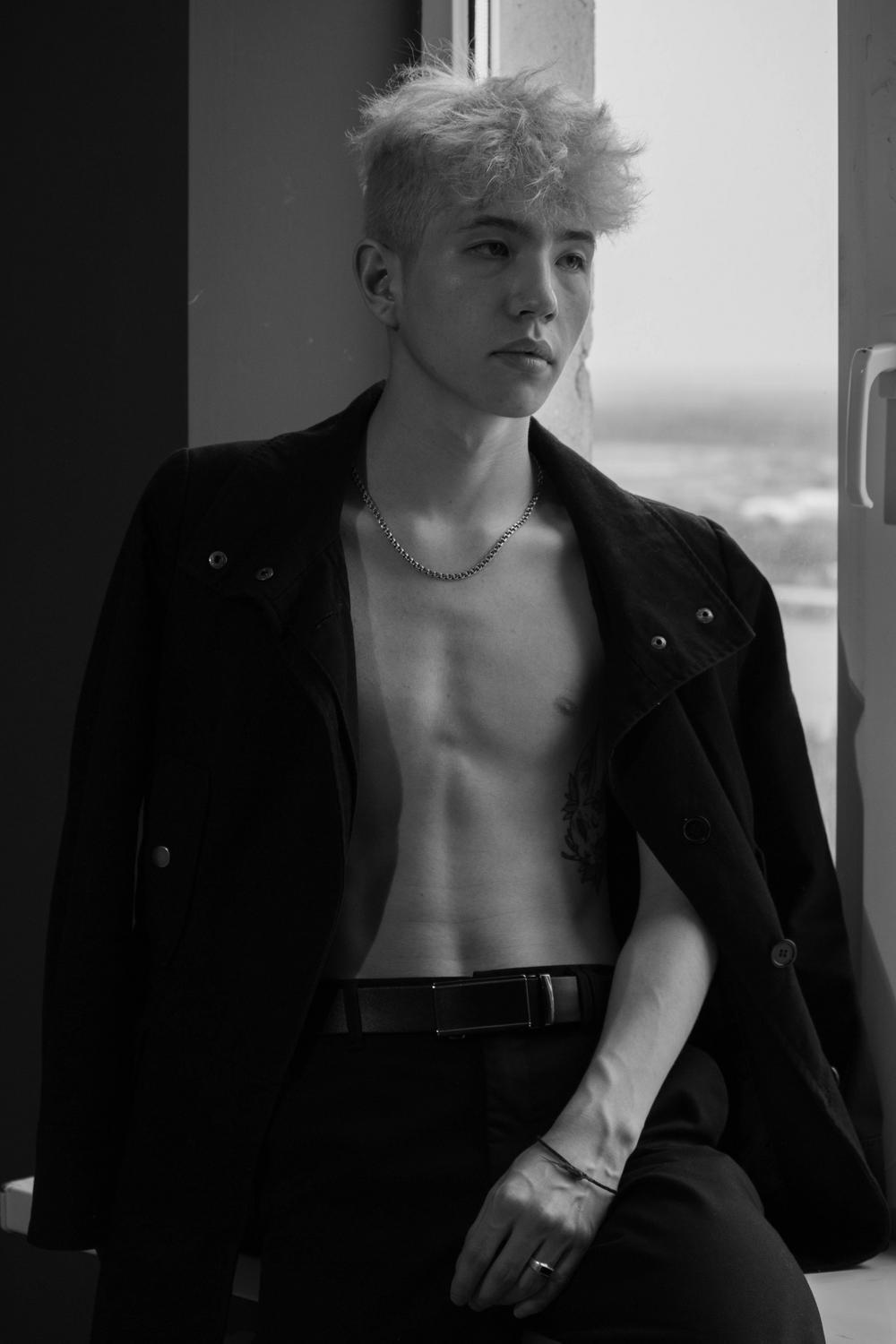 LEV K
