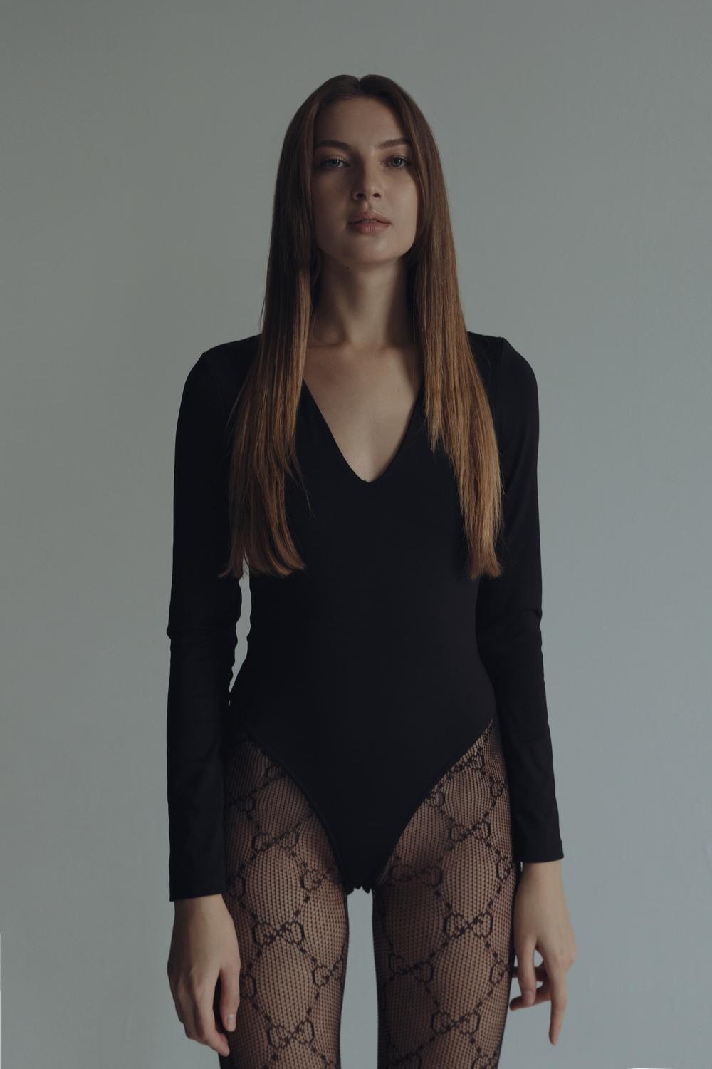 ALINA V