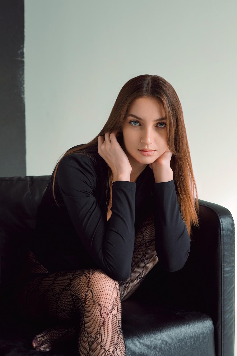 ALINA V