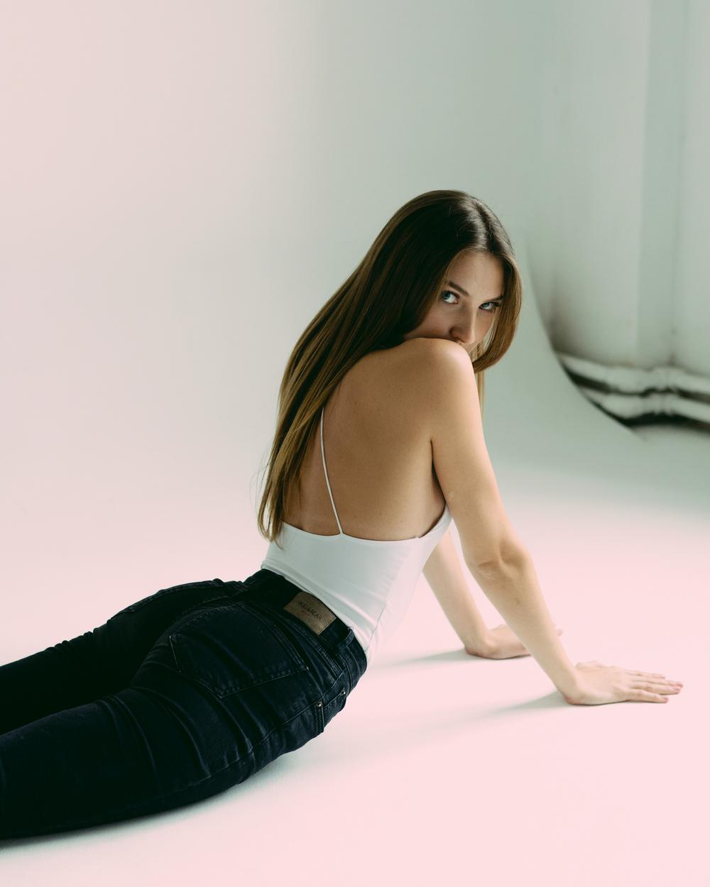 ALINA V