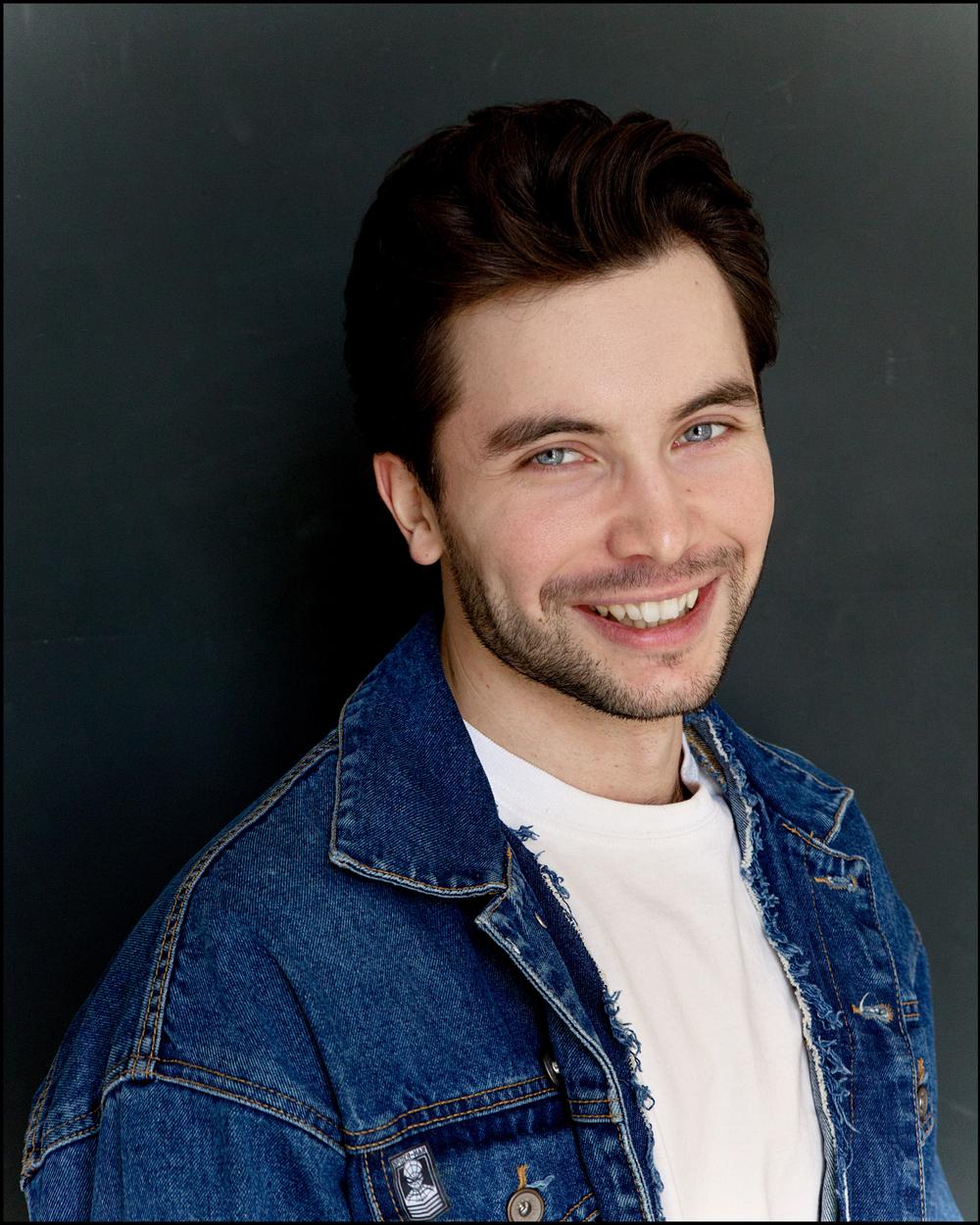 ARTEM O