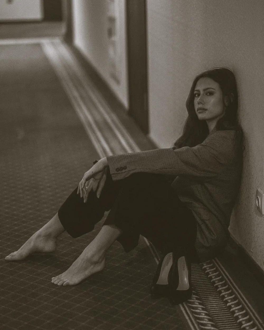 ANNA BLACK
