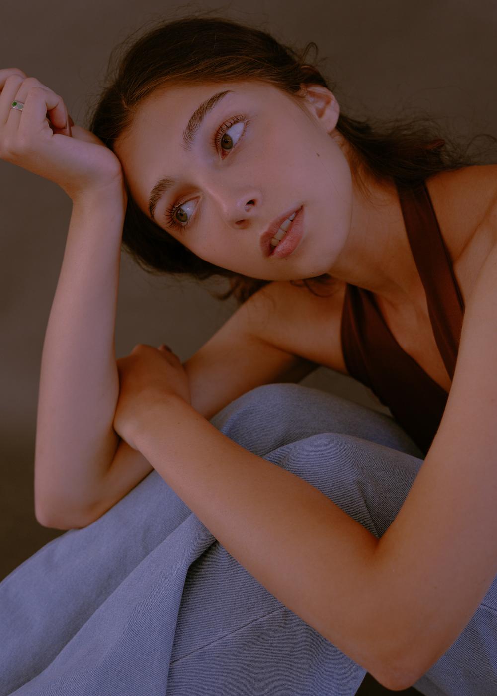 ALISA T