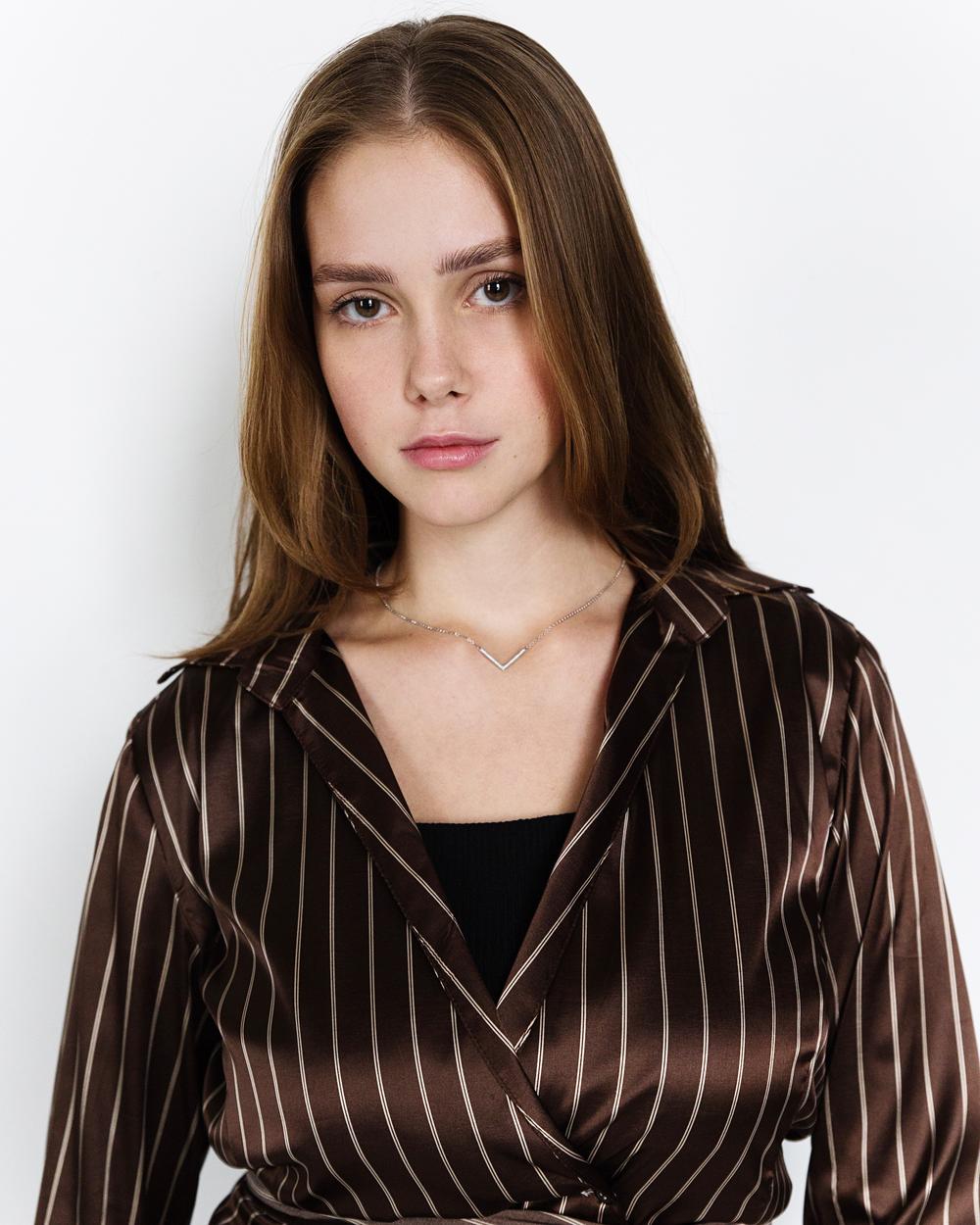 VERONIKA K
