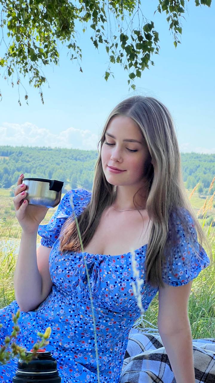 VERONIKA K