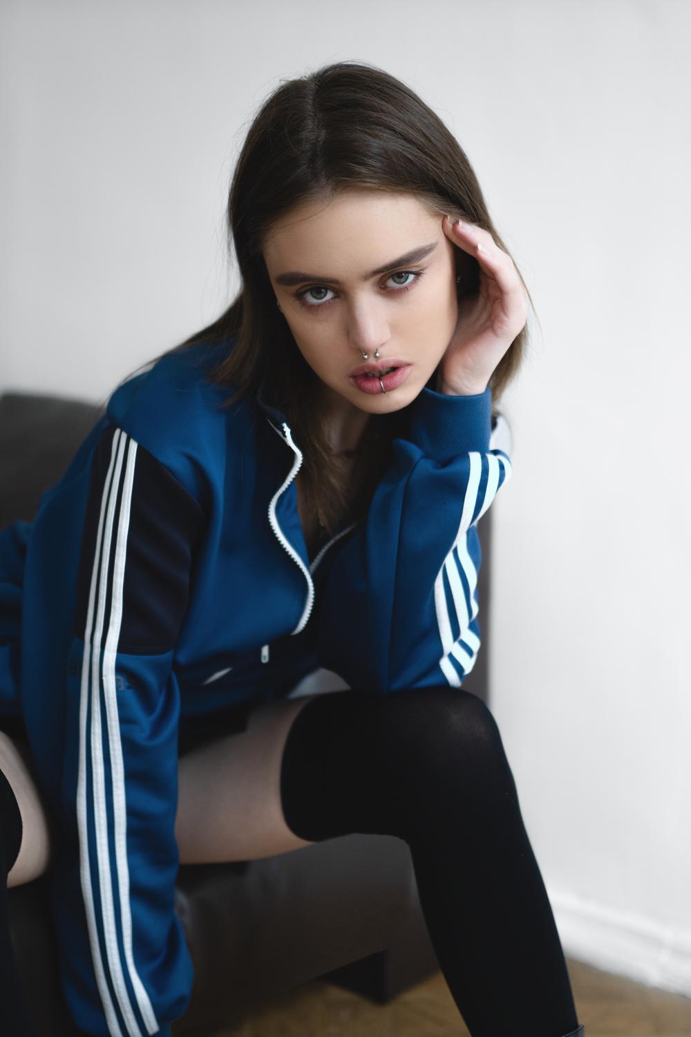 SHAROVA