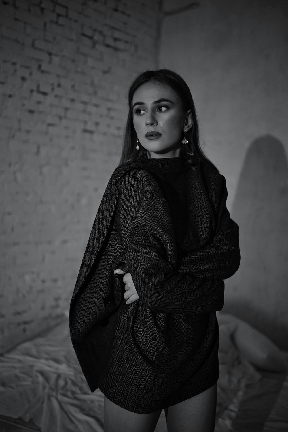 ANASTASIA F