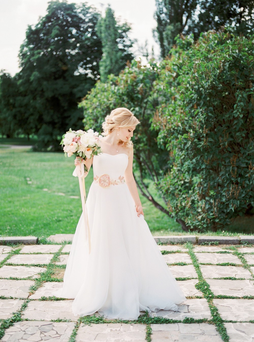 Brides