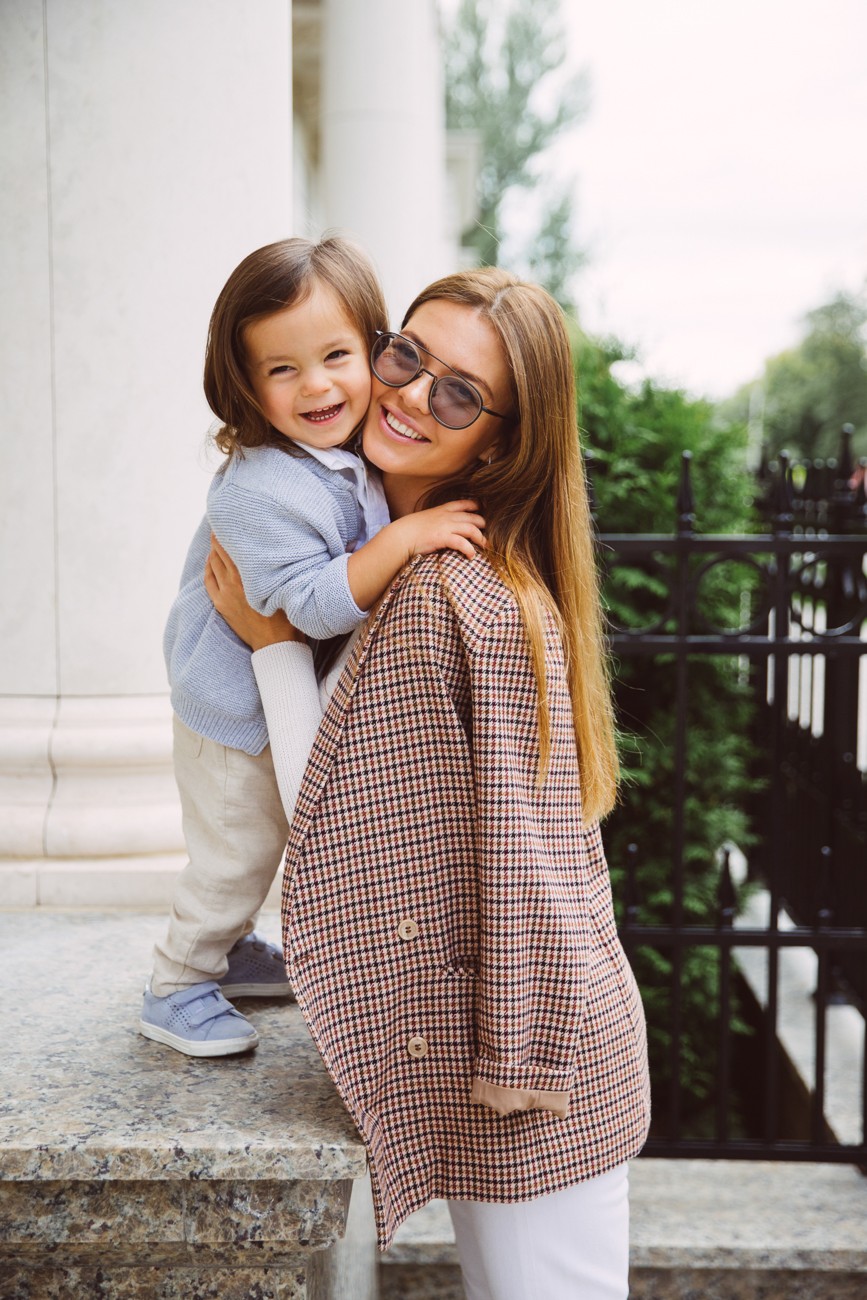 FAMILY & CHILDREN