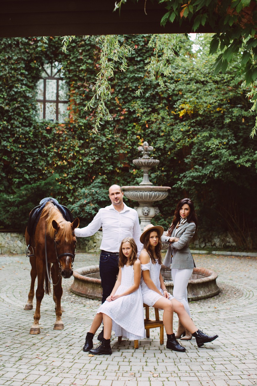 FAMILY & CHILDREN