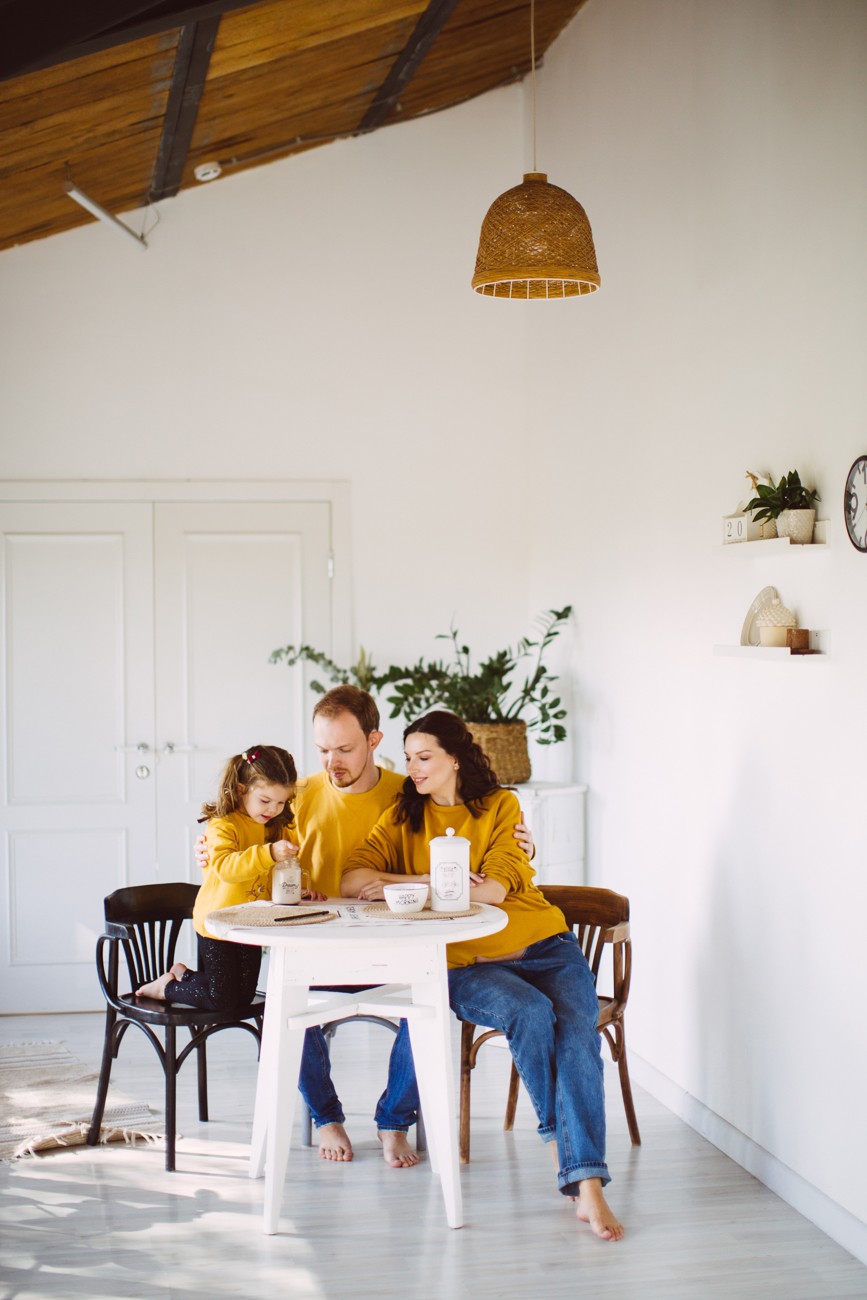 FAMILY & CHILDREN