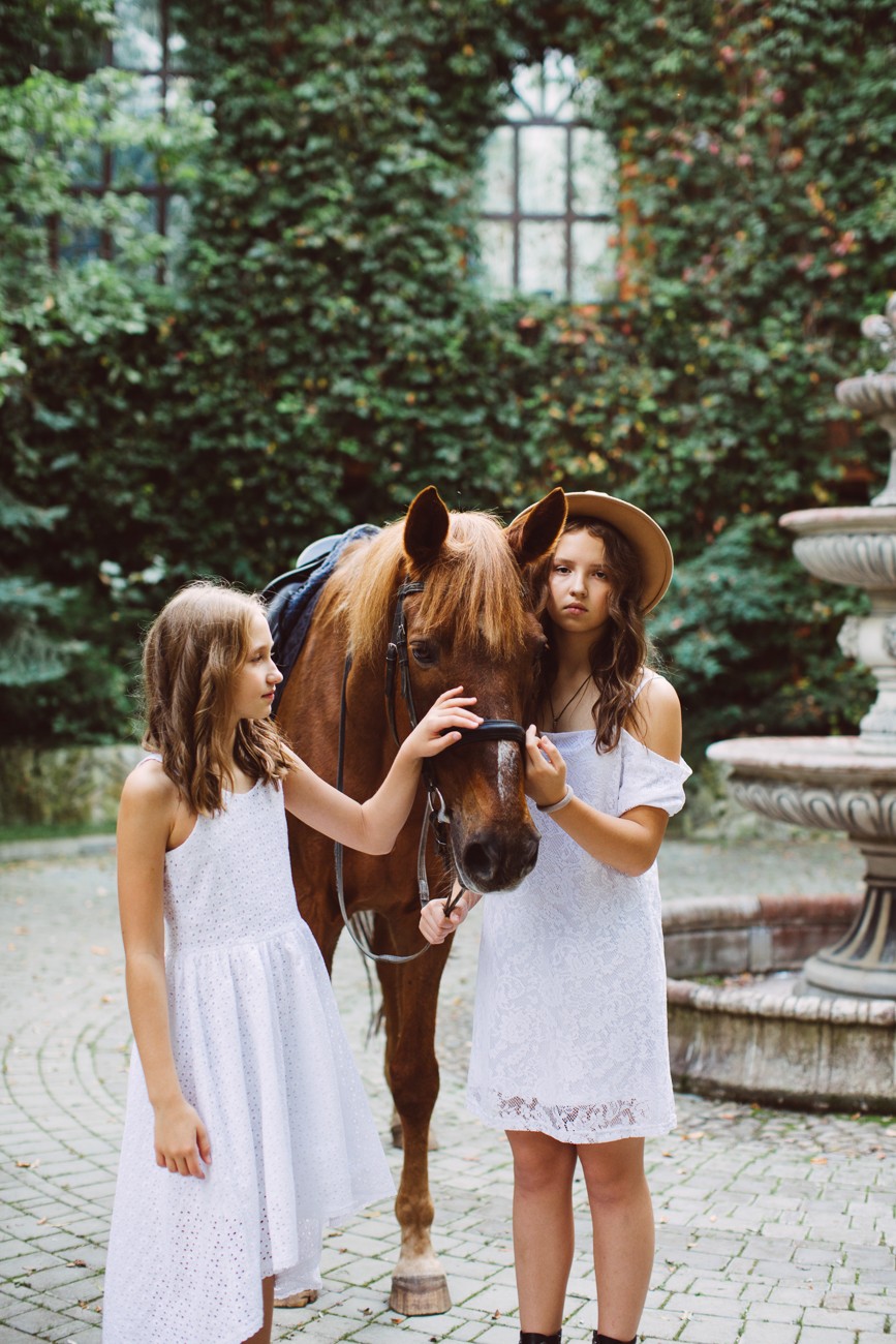 FAMILY & CHILDREN
