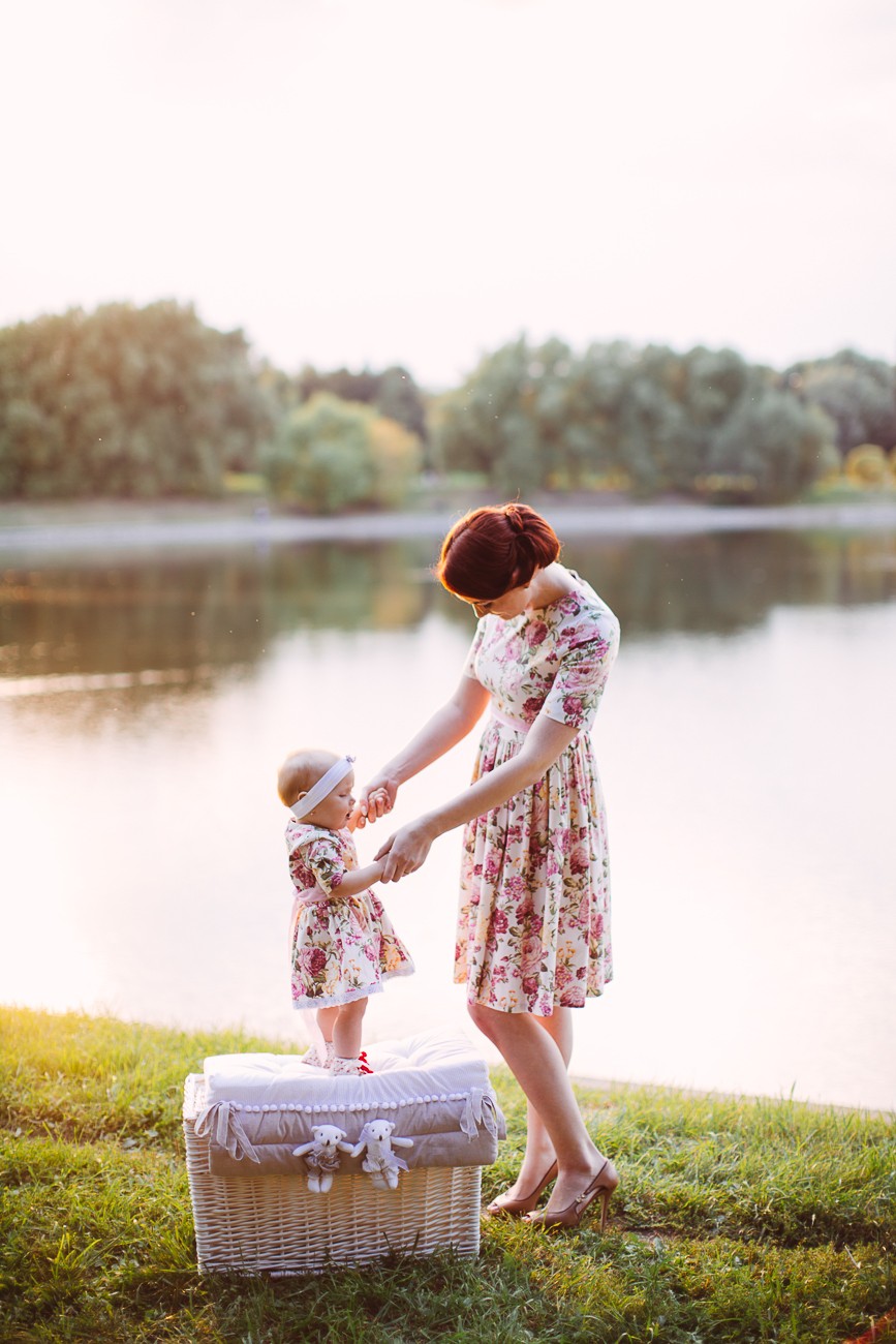 FAMILY & CHILDREN