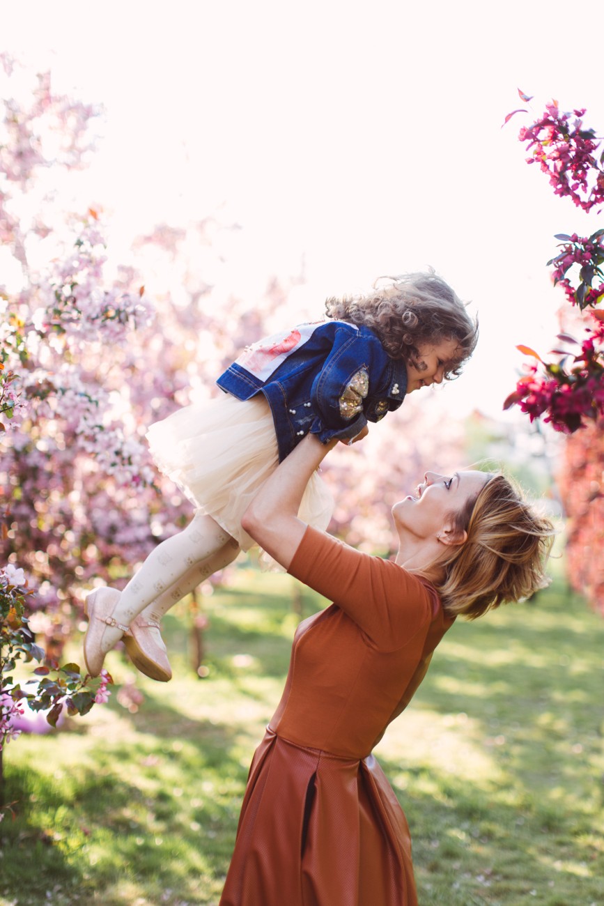 FAMILY & CHILDREN