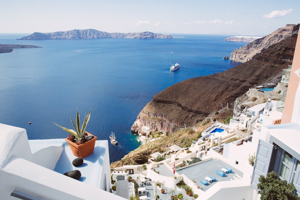 SANTORINI