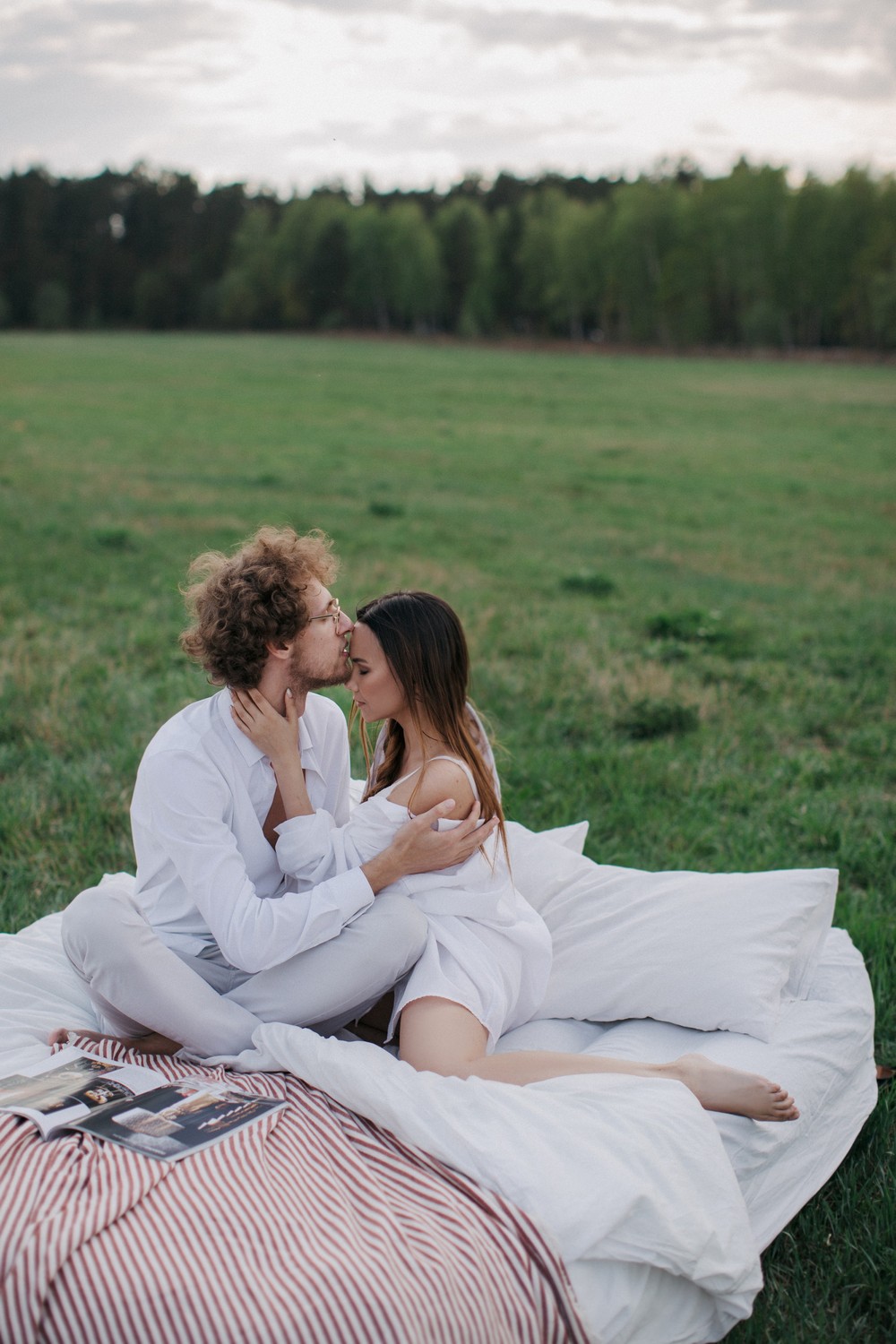 Breakfast in the field
