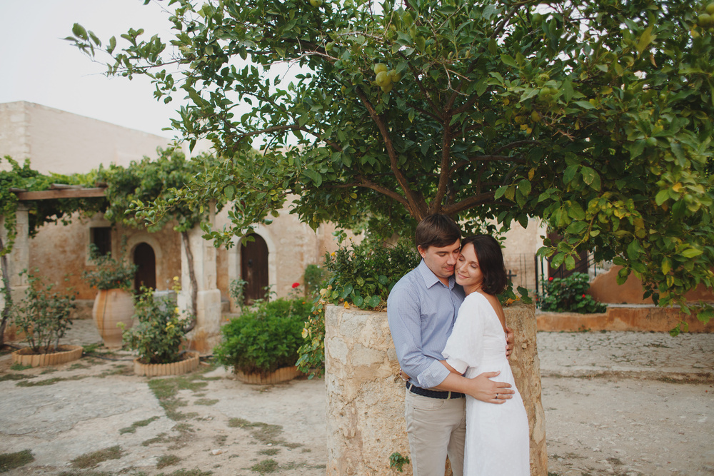 Igor & Nastya. Crete