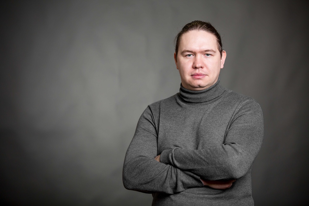 ОБО МНЕ