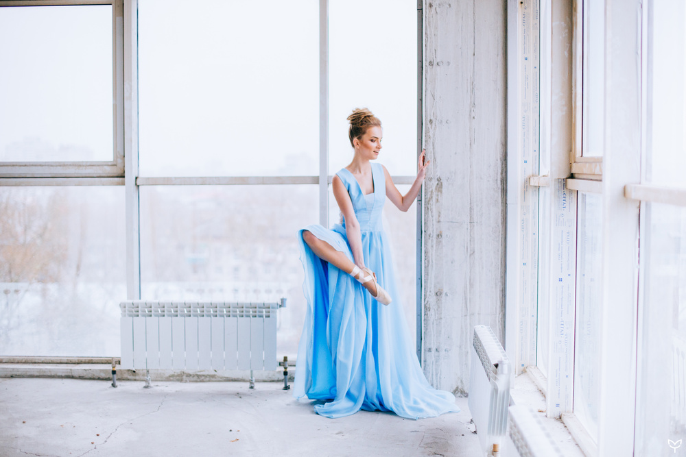 Ballerina & flowers