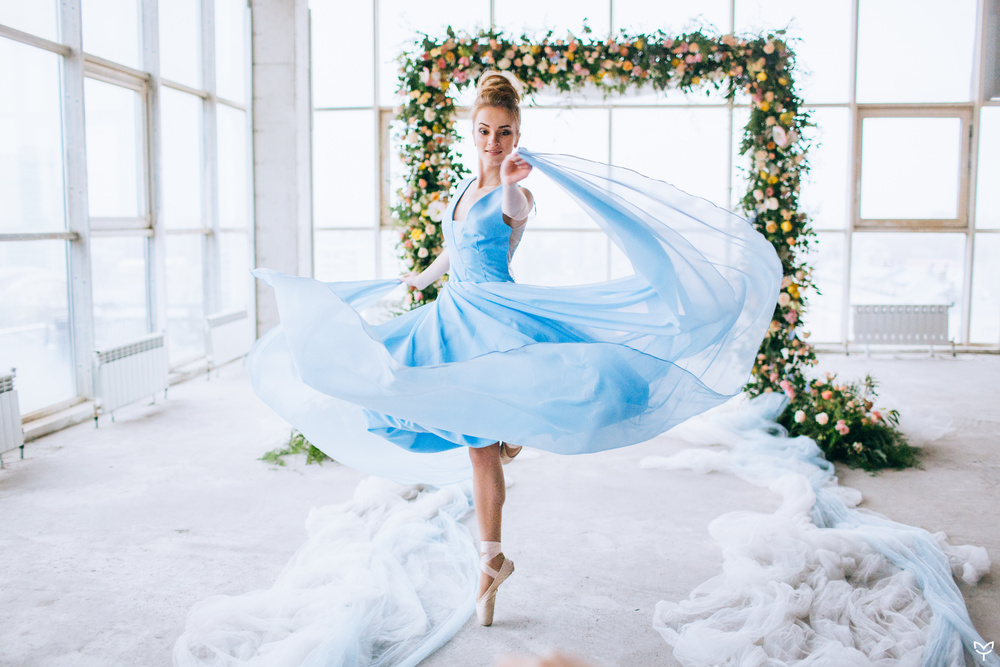 Ballerina & flowers