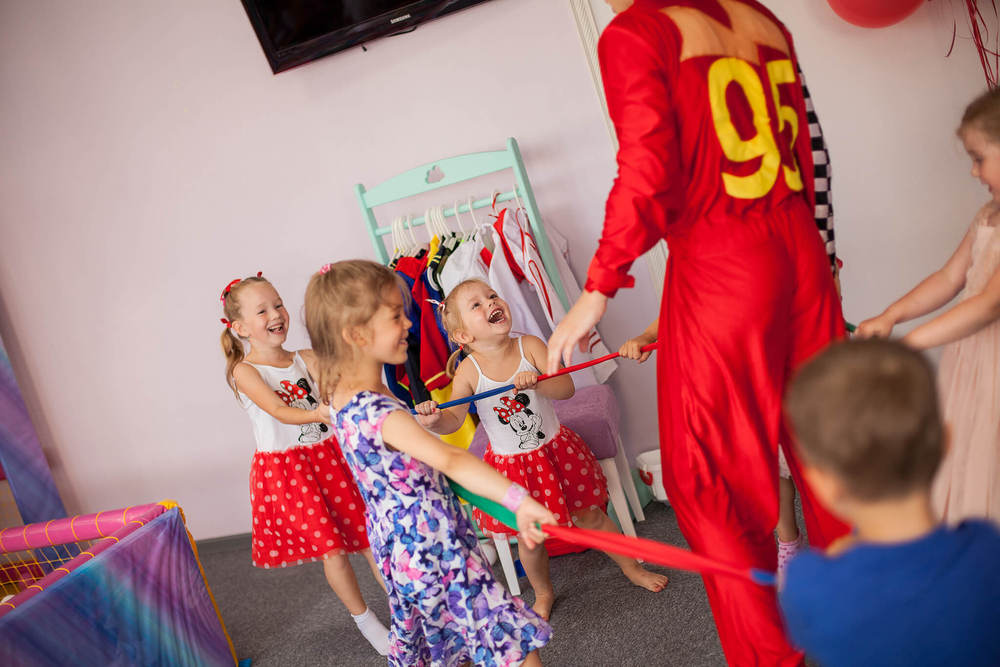 3-летие с молнией Маквин
