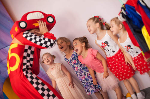 3-летие с молнией Маквин
