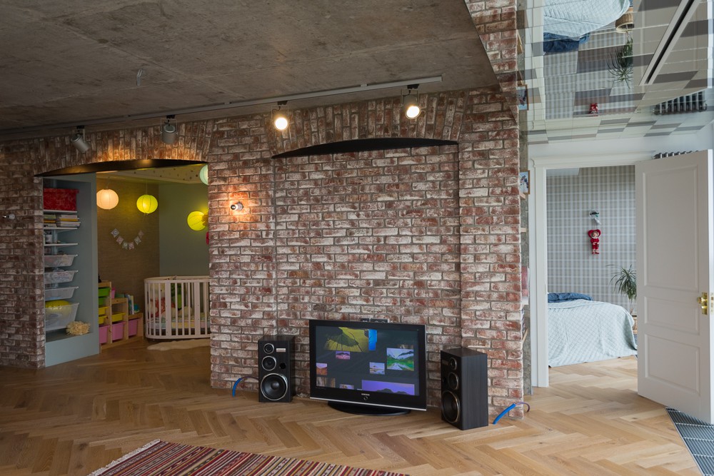 LOVE-LOFT