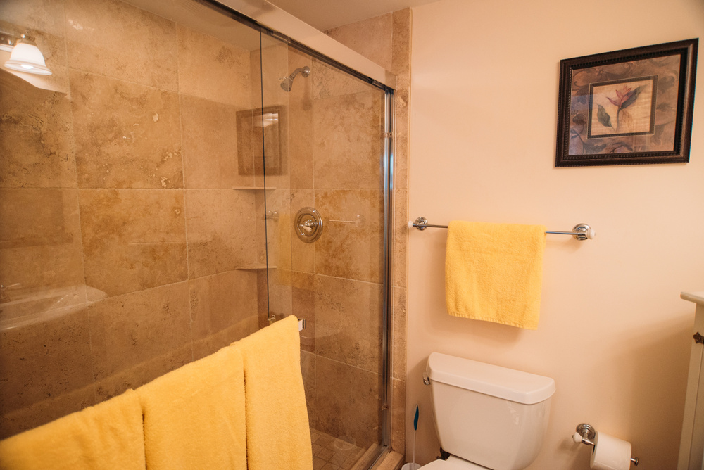 REAL ESTATE TOURS