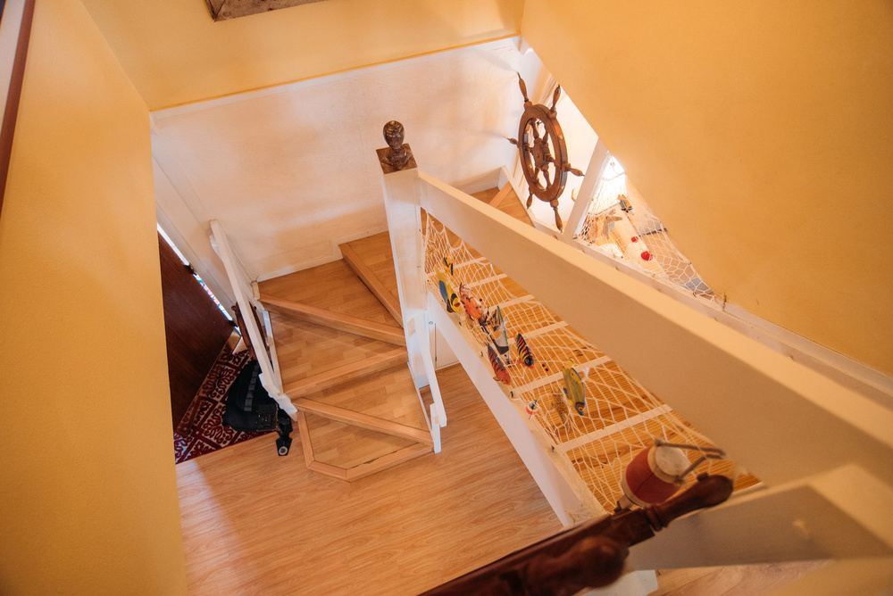 REAL ESTATE TOURS