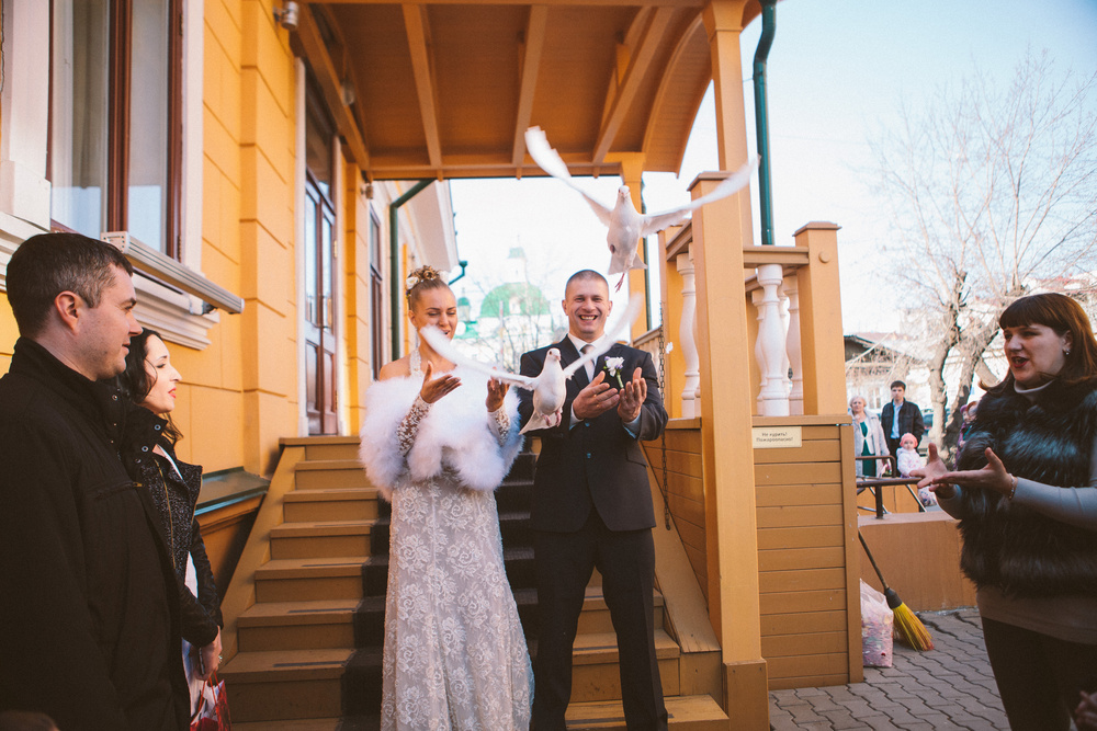 Spring wedding. L & S