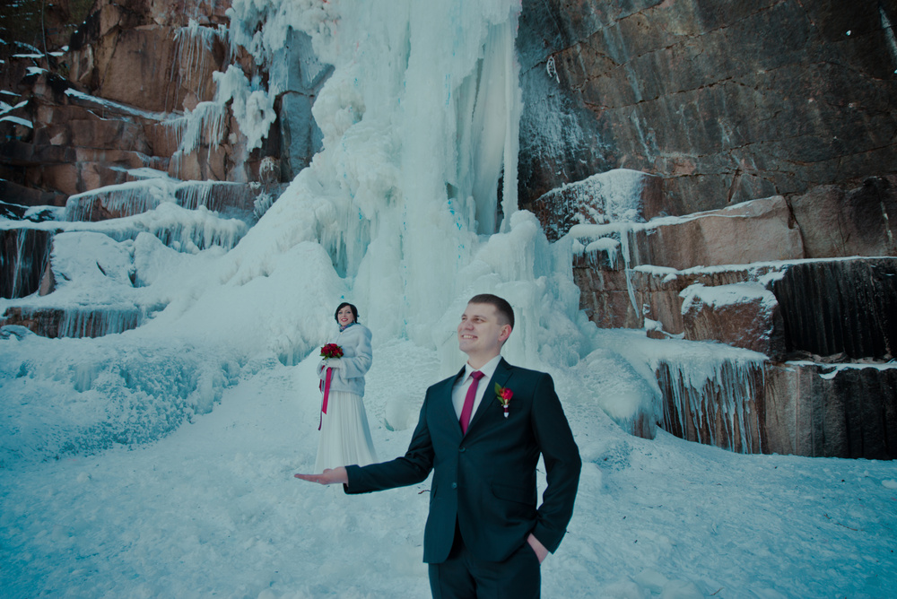 FROZEN WATERFALL