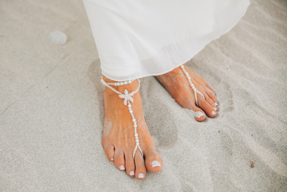 Robert and Elina beach wedding