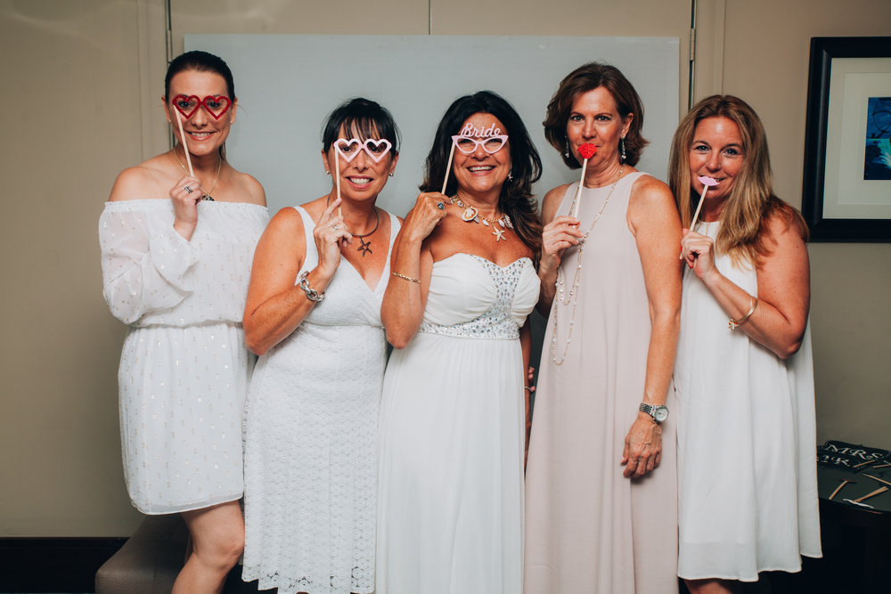 Robert and Elina beach wedding