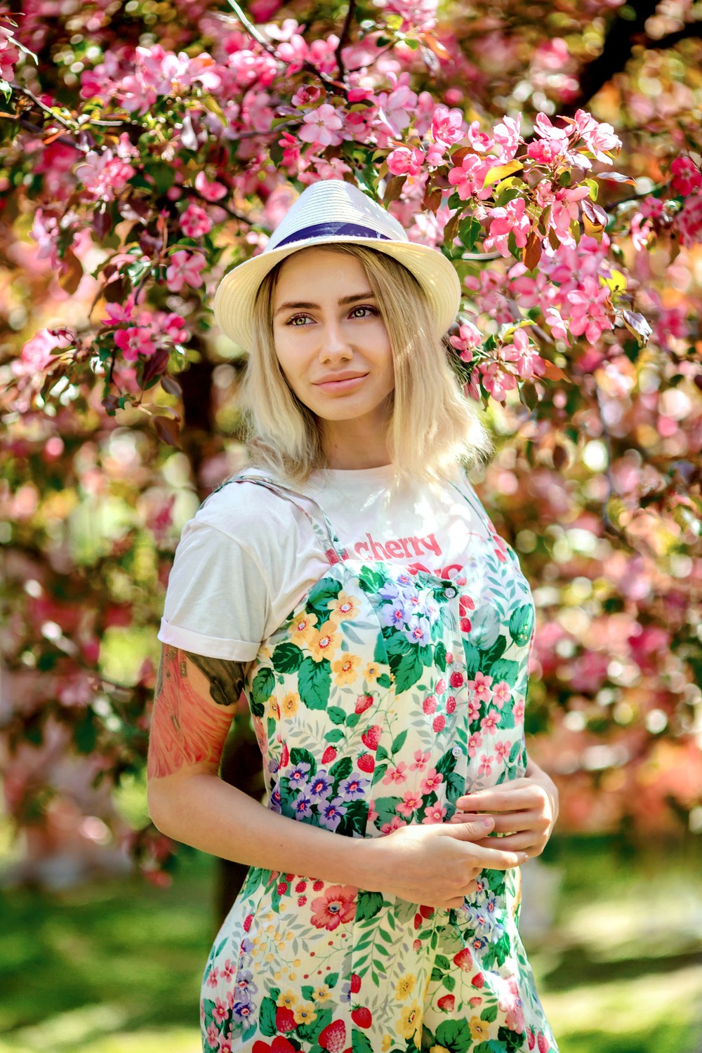 Фотосессии в цветущих садах