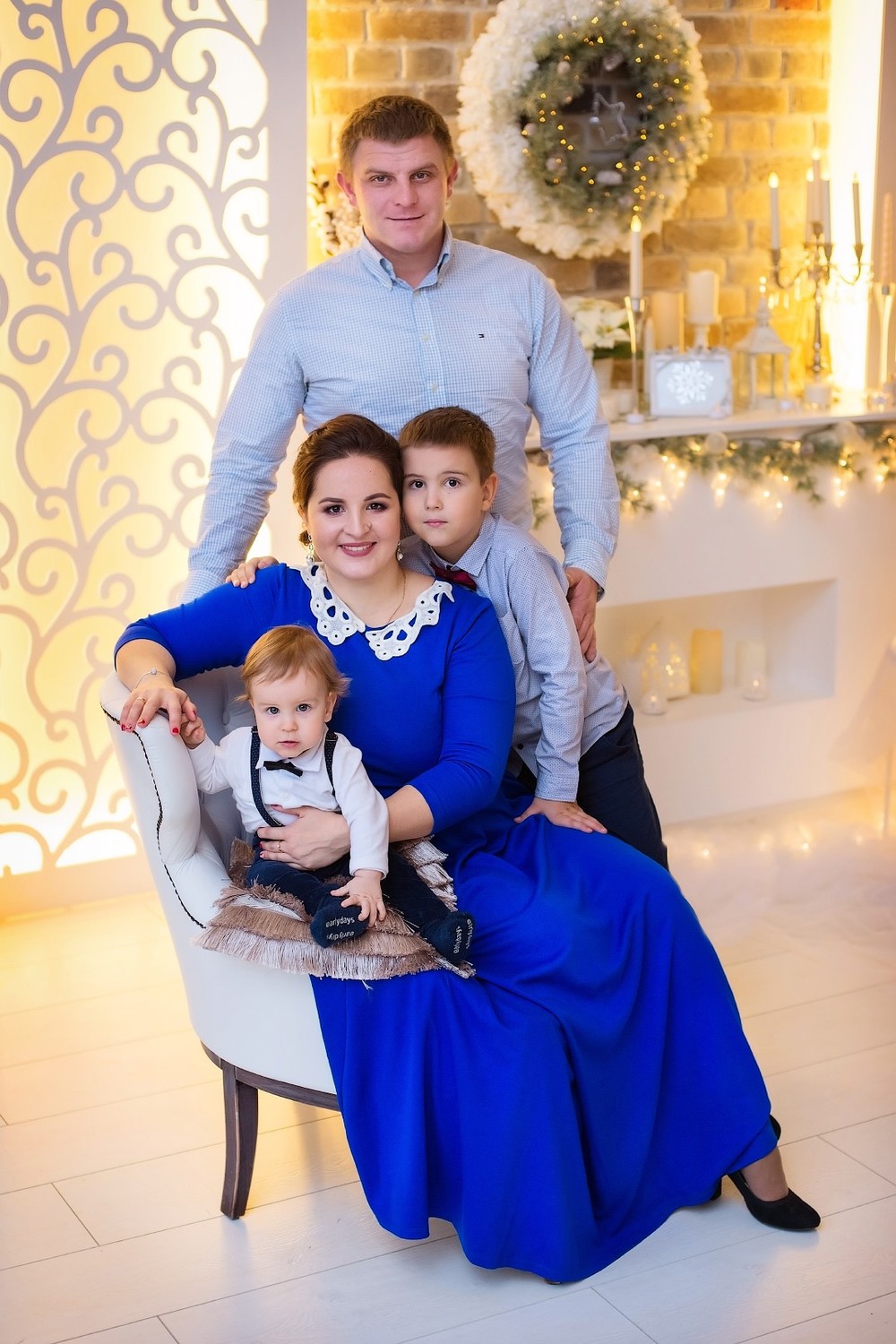 Семейные новогодние фотосессии 2018 (студия 