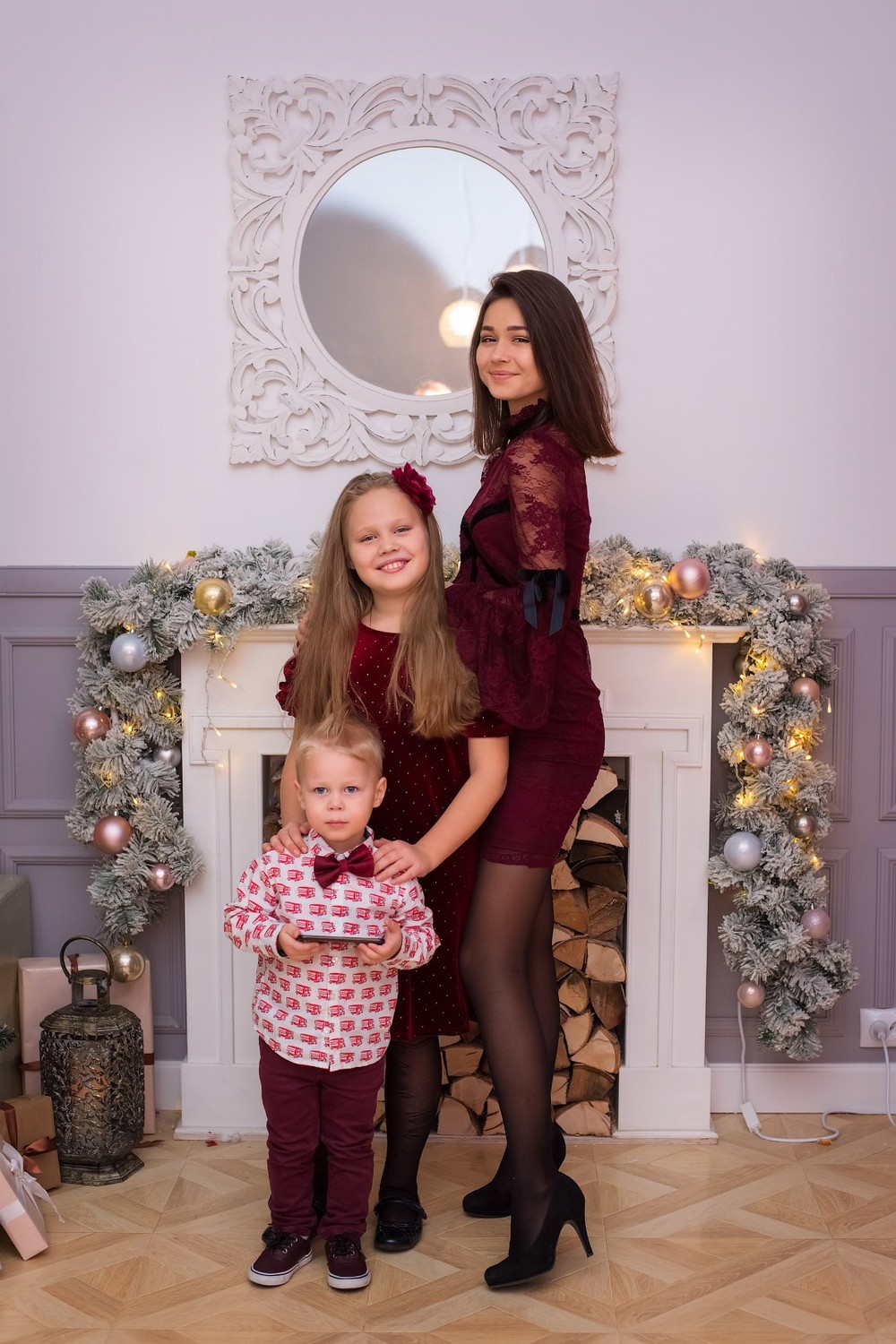Семейные новогодние фотосессии 2018 (студия 