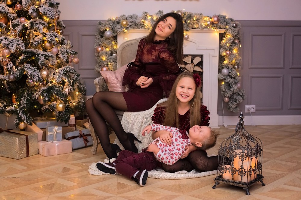 Семейные новогодние фотосессии 2018 (студия 