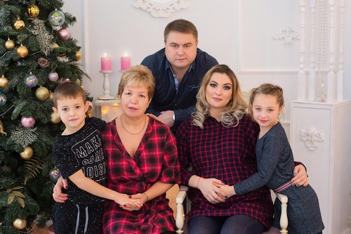 Семейные новогодние фотосессии 2018 (фотостудия 