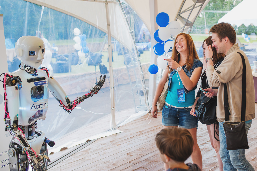 ЛЕТНЯЯ ВЕЧЕРИНКА ACRONIS TECH FEST 