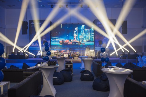 НОВОГОДНЯЯ ВЕЧЕРИНКА ACRONIS RACING NIGHT 