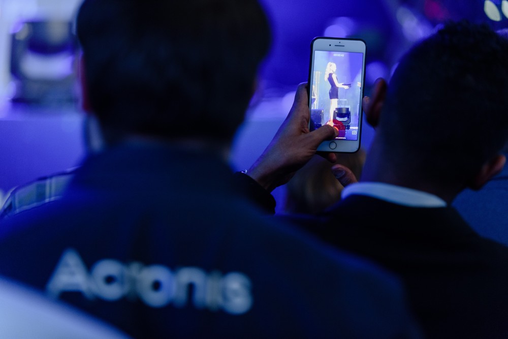 НОВОГОДНЯЯ ВЕЧЕРИНКА ACRONIS & VIRTUOZZO ACROSS THE UNIVERSE 