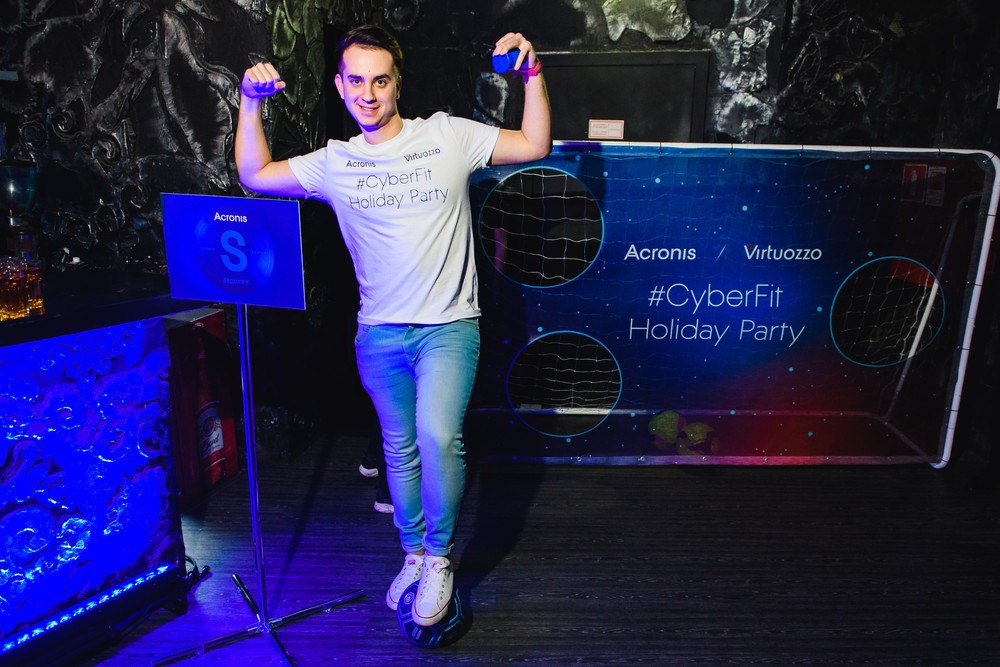 НОВОГОДНЯЯ ВЕЧЕРИНКА ACRONIS & VIRTUOZZO #CyberFitHoliday 