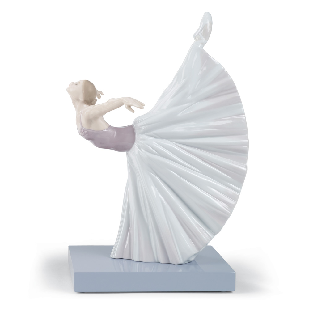 Балетная тема в фарфоре