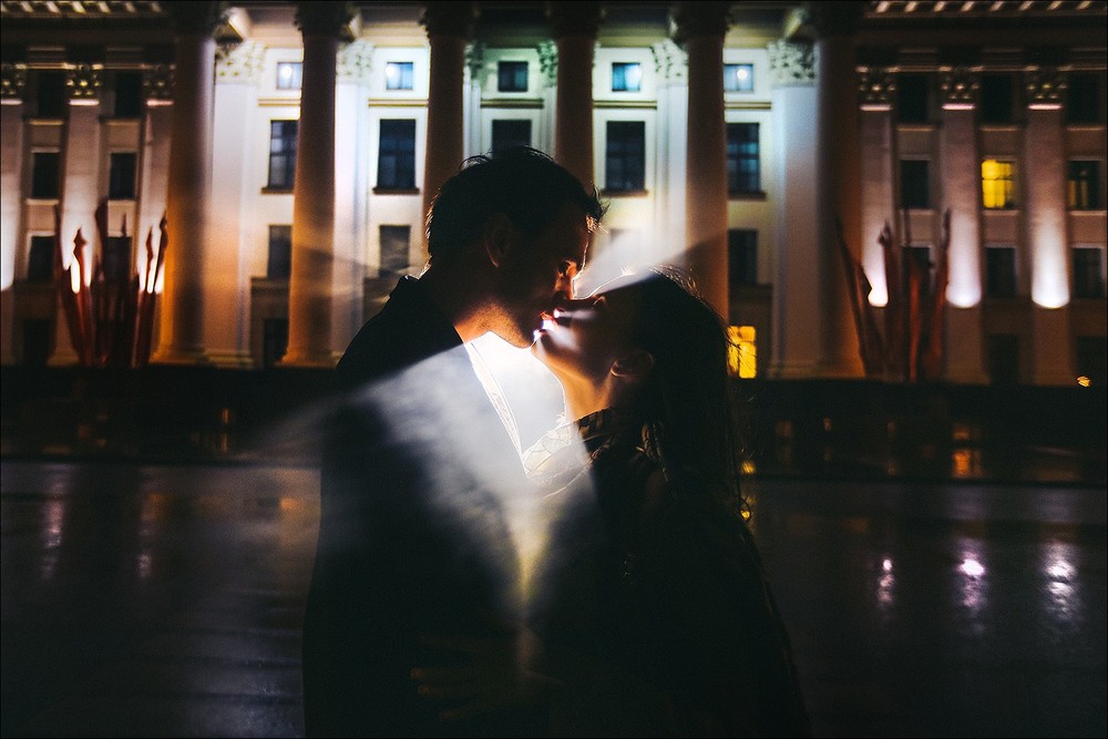 Love Story - Саша, Рома, ночь и дождь.