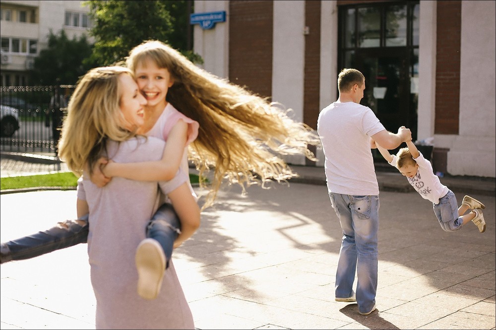 Family - Смеяться в Тюмени